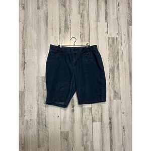 Woman shorts 